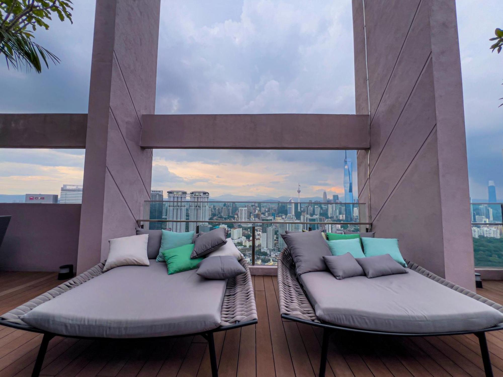 Sky Pool Kl Sentral - Riveria Pangsapuri Kuala Lumpur