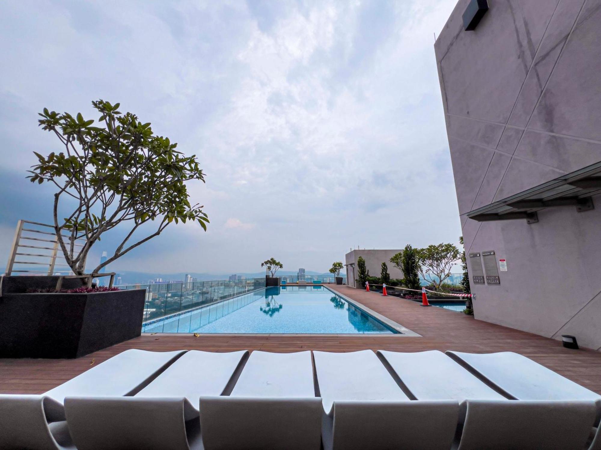 Sky Pool Kl Sentral - Riveria Pangsapuri